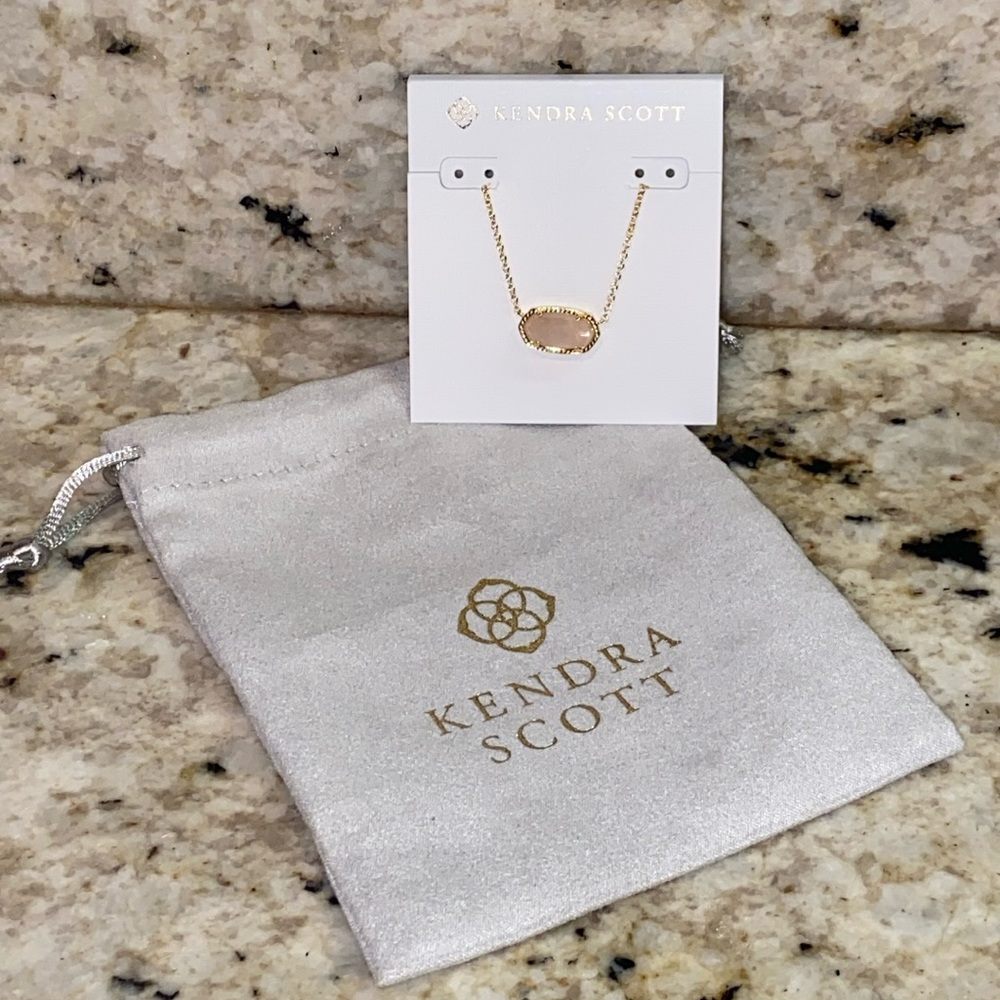 Kendra Scott Elisa Gold Pendant in Rose Quartz